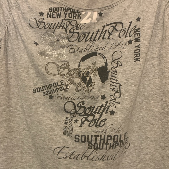 Tee - Picture 5 of 6